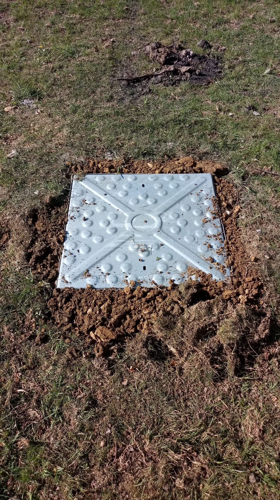 manhole cover - ConSept installation