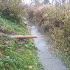 Sewage pipe discharging into a ditch against environmental agency general binding rules