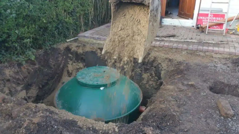 diamond sewage treatment plant installation digger